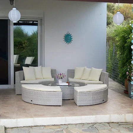 Enticing In With Private Pool Villa